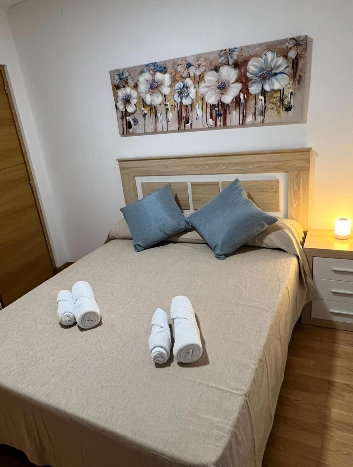 Cruz18 4Personas Apartment Alcalá de Henares Екстериор снимка