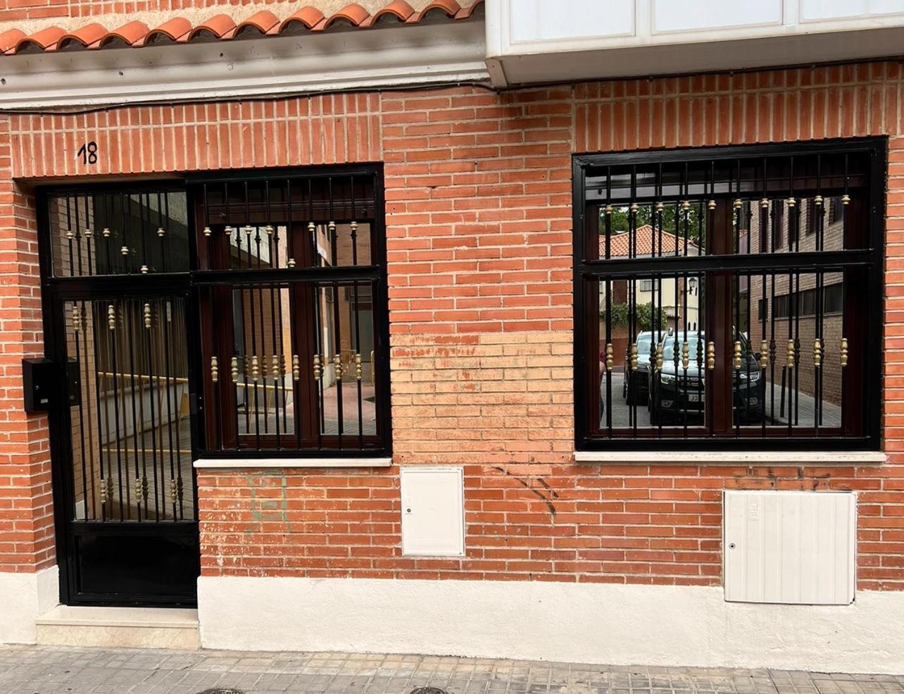 Cruz18 4Personas Apartment Alcalá de Henares Екстериор снимка